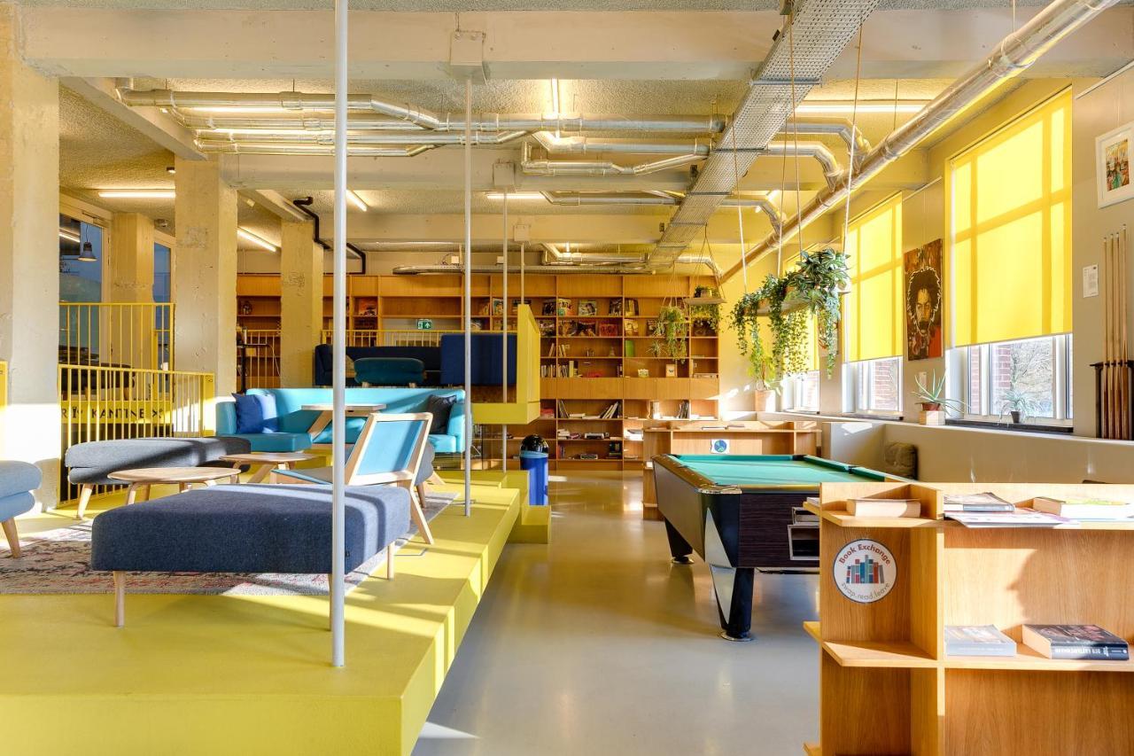 Clinknoord Hostel Amsterdam Exterior photo