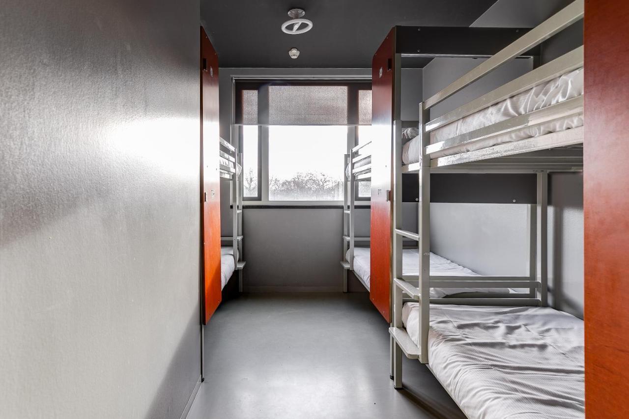 Clinknoord Hostel Amsterdam Exterior photo