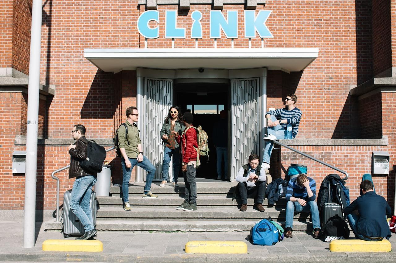 Clinknoord Hostel Amsterdam Exterior photo